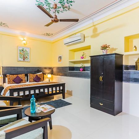 Kalyan Villa Homestay Ουνταϊπούρ Εξωτερικό φωτογραφία