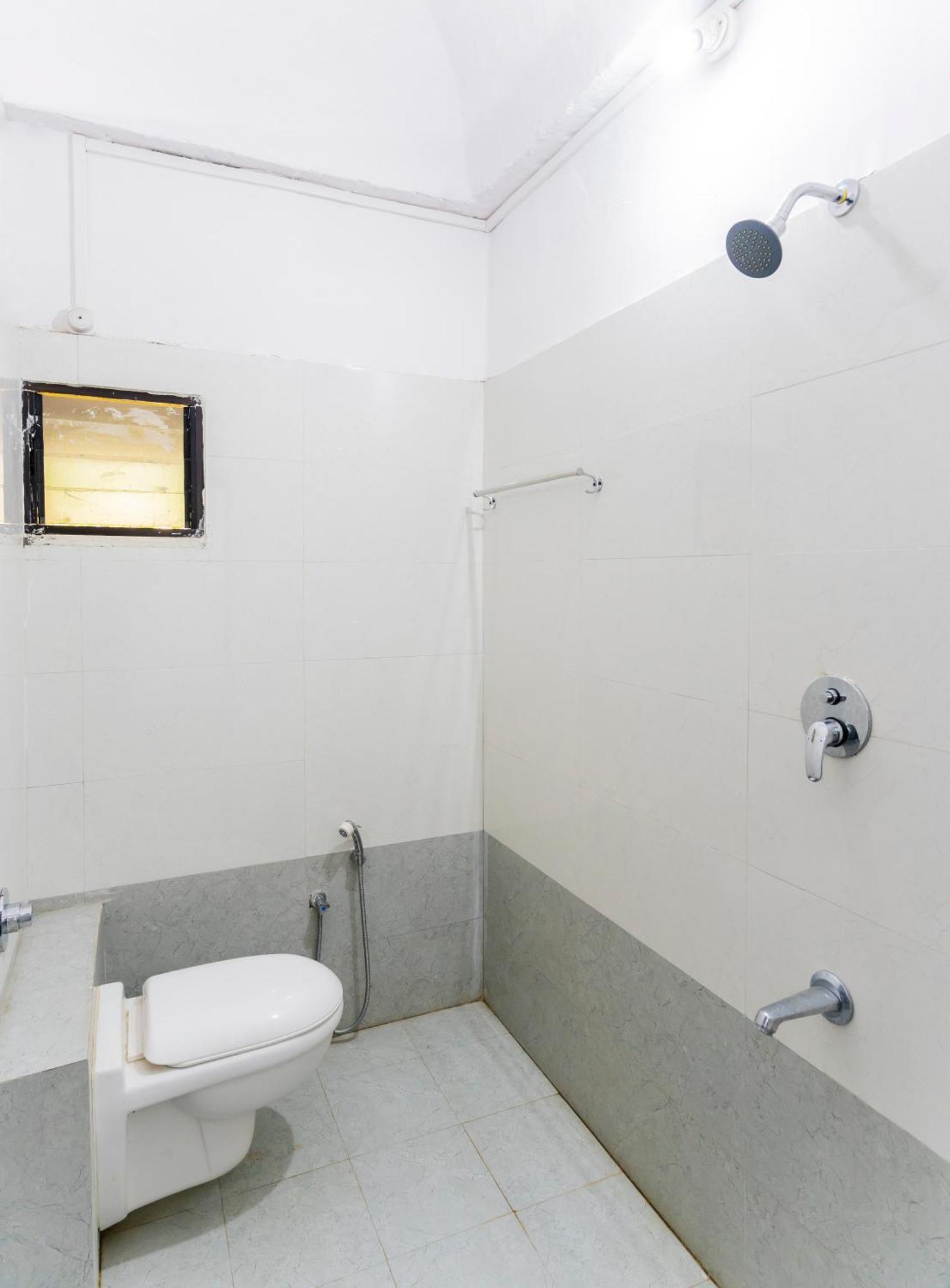 Kalyan Villa Homestay Ουνταϊπούρ Εξωτερικό φωτογραφία