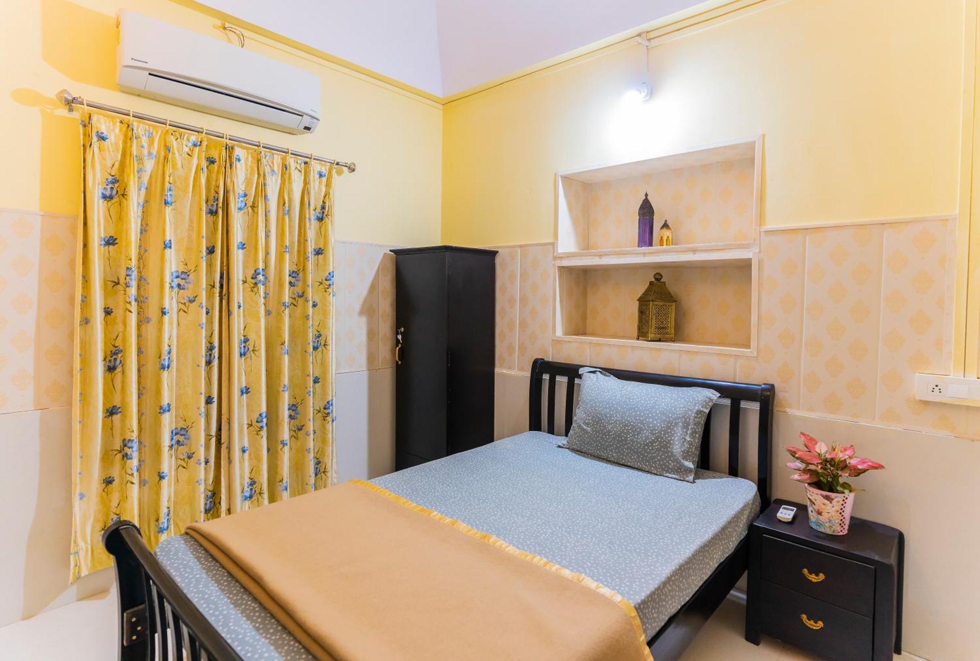 Kalyan Villa Homestay Ουνταϊπούρ Εξωτερικό φωτογραφία