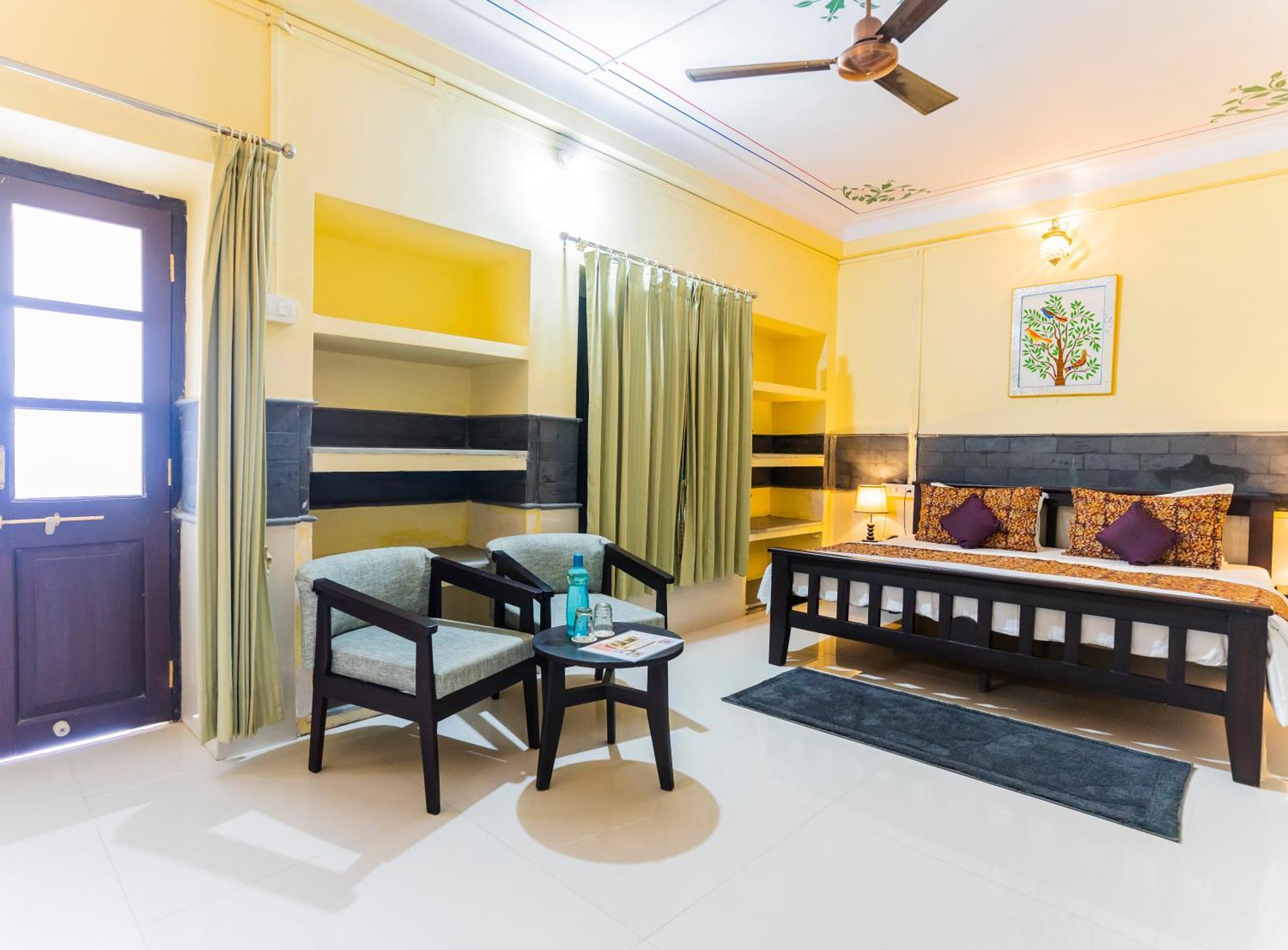 Kalyan Villa Homestay Ουνταϊπούρ Εξωτερικό φωτογραφία